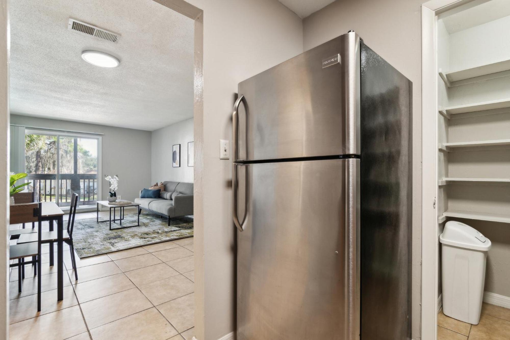 Sweetwater 4f I Beautiful 1bd I Free Parking Apartment