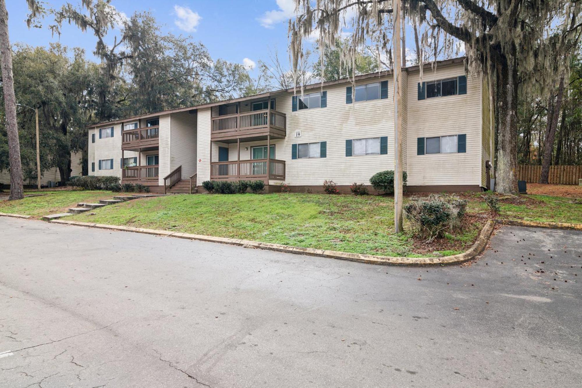 Sweetwater 19h I Beautiful 3bd I Free Parking * Gainesville