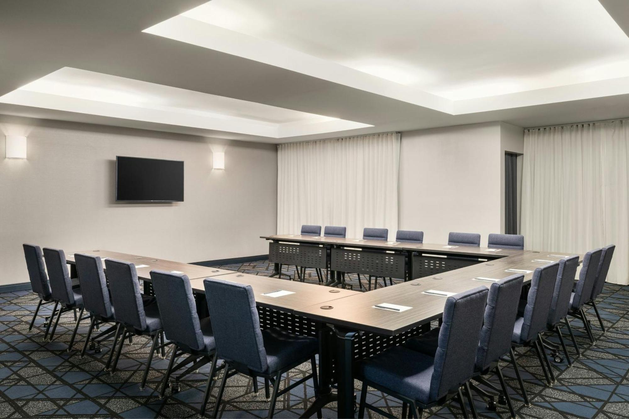 Hotel Courtyard By Marriott Fl