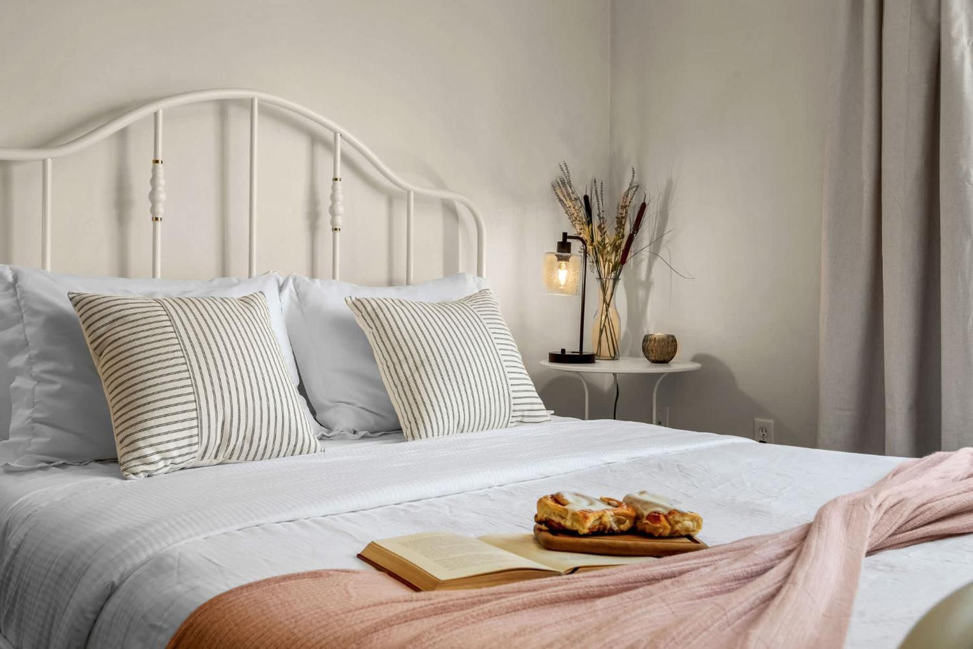 Stylish & Renovated Modern Boutique Holiday home