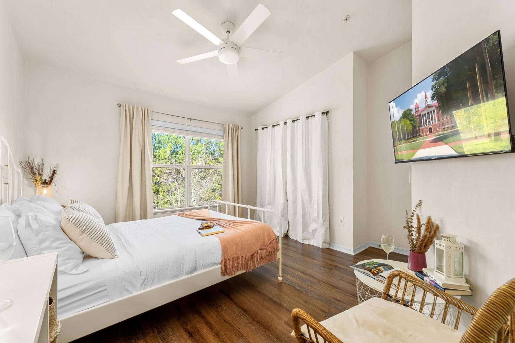 Holiday home Stylish & Renovated Modern Boutique *