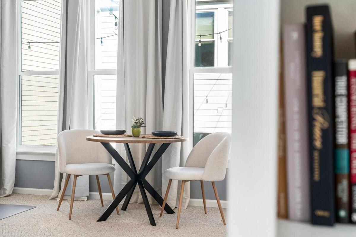 Charming Haile Village Studio *