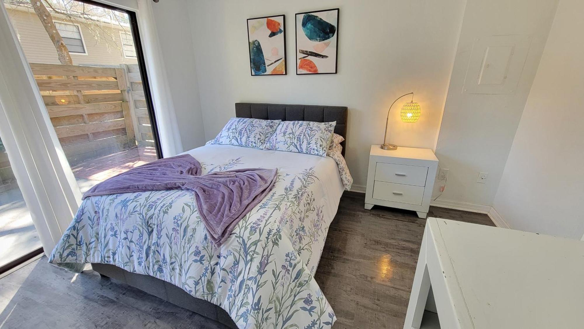Discover Luxury Steps Away From Celebration Pointe And I-75! * Gainesville