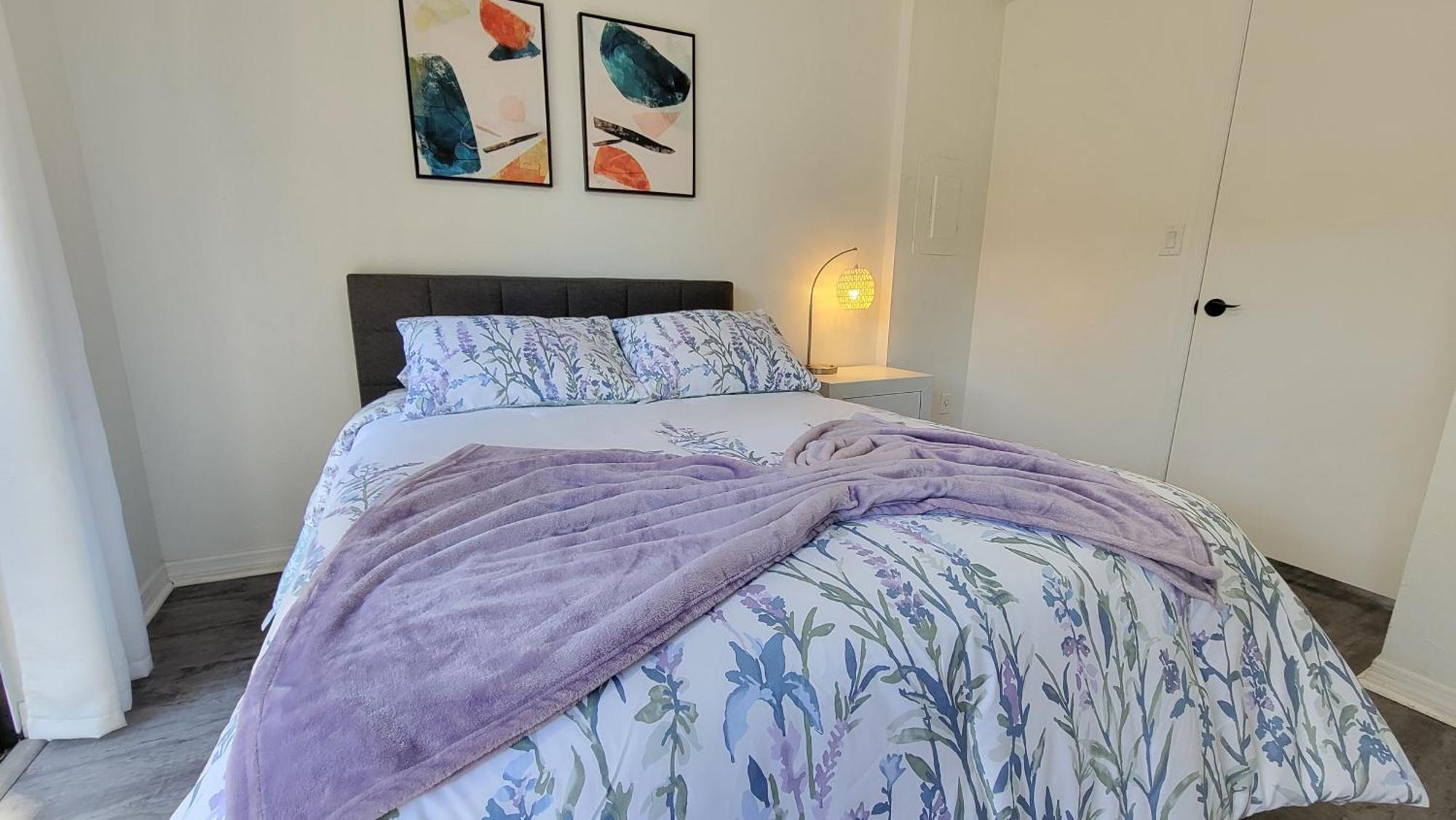 Discover Luxury Steps Away From Celebration Pointe And I-75! * Gainesville