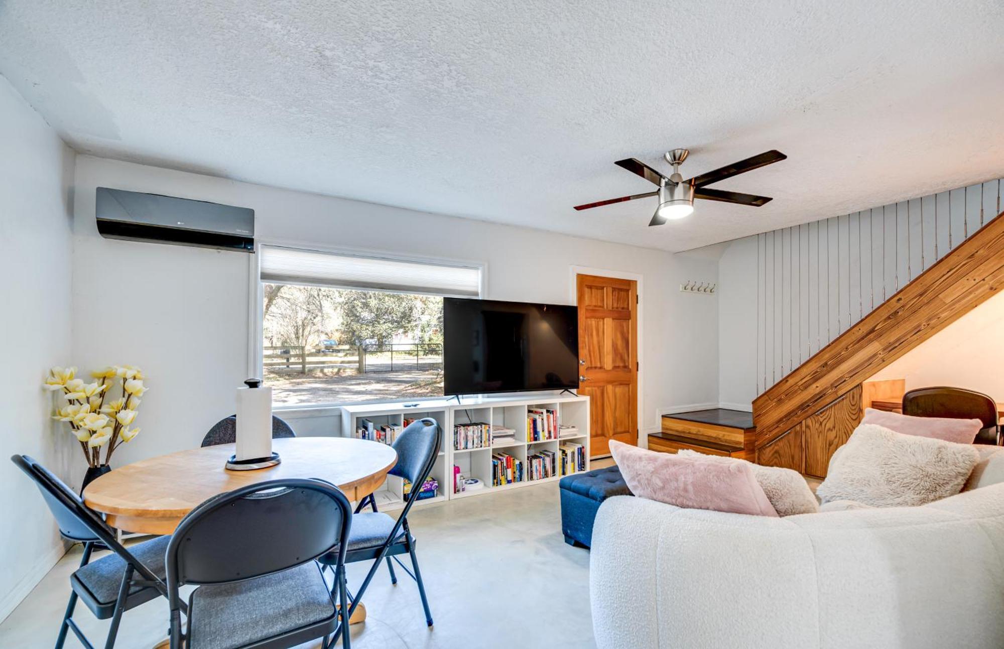 Pet-friendly Vacation With Patio! Gainesville