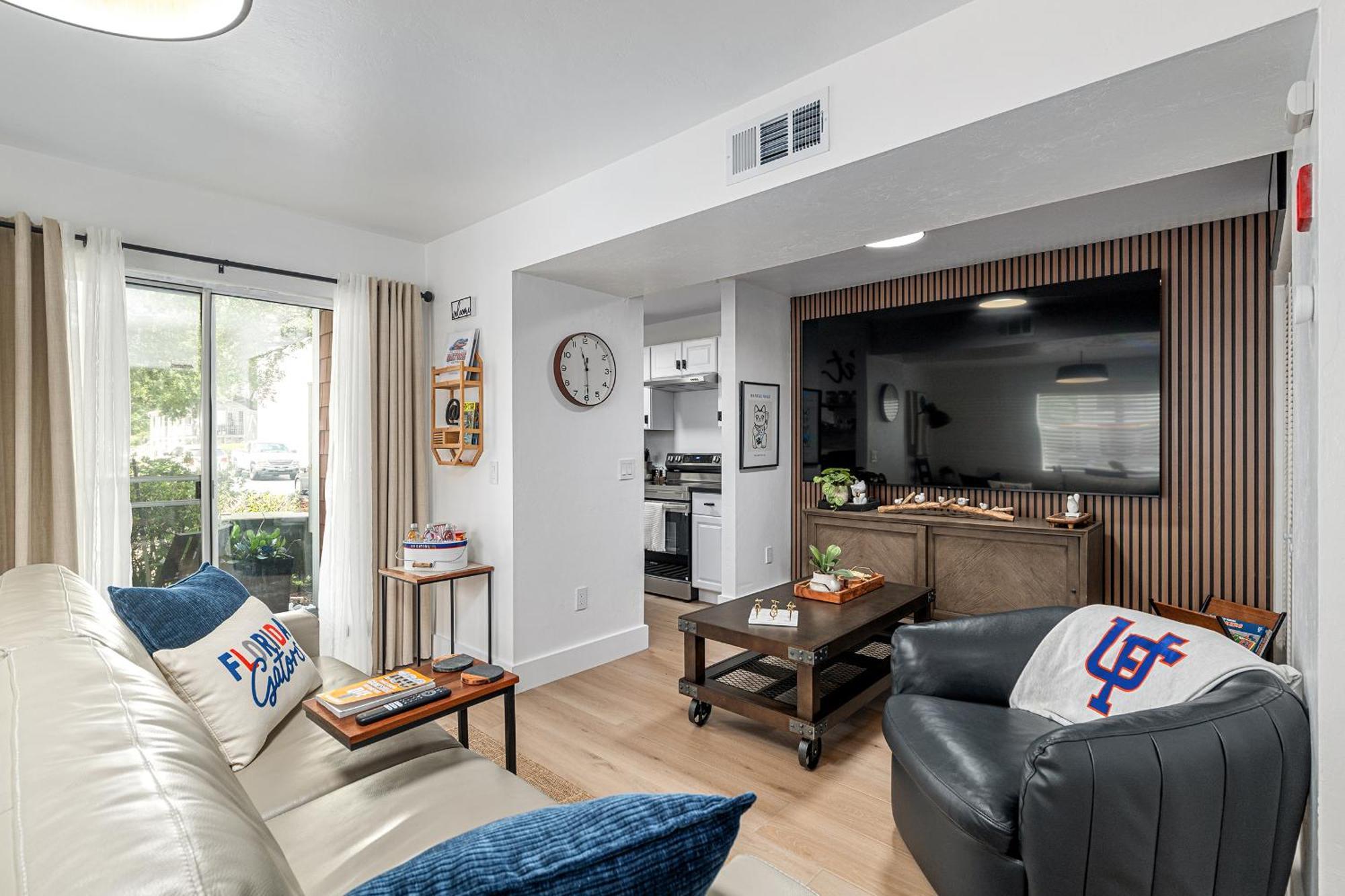 Apartamento Newly Remodeled - Near Uf, Shands & Va !