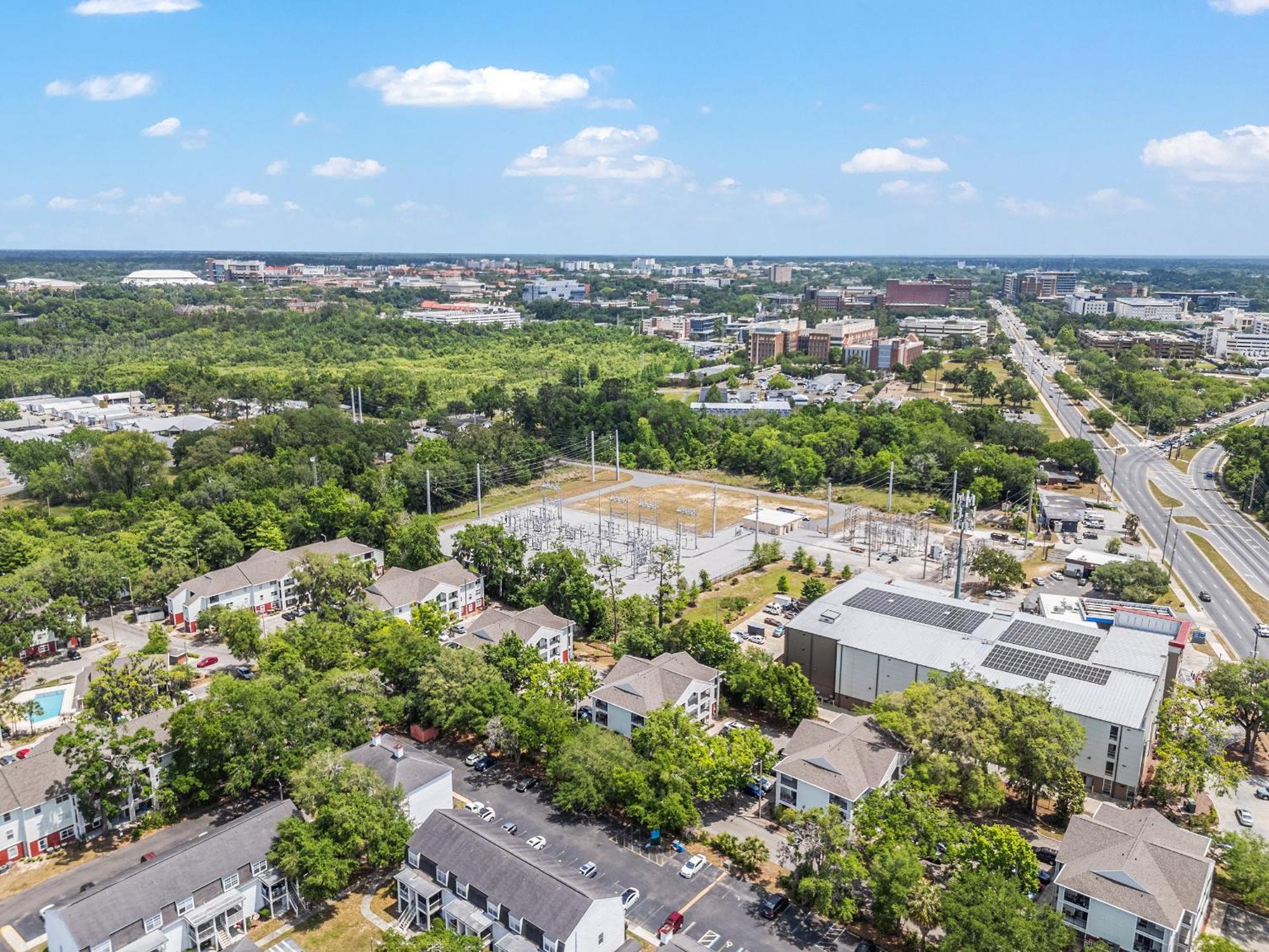 Apartamento Newly Remodeled - Near Uf, Shands & Va ! *