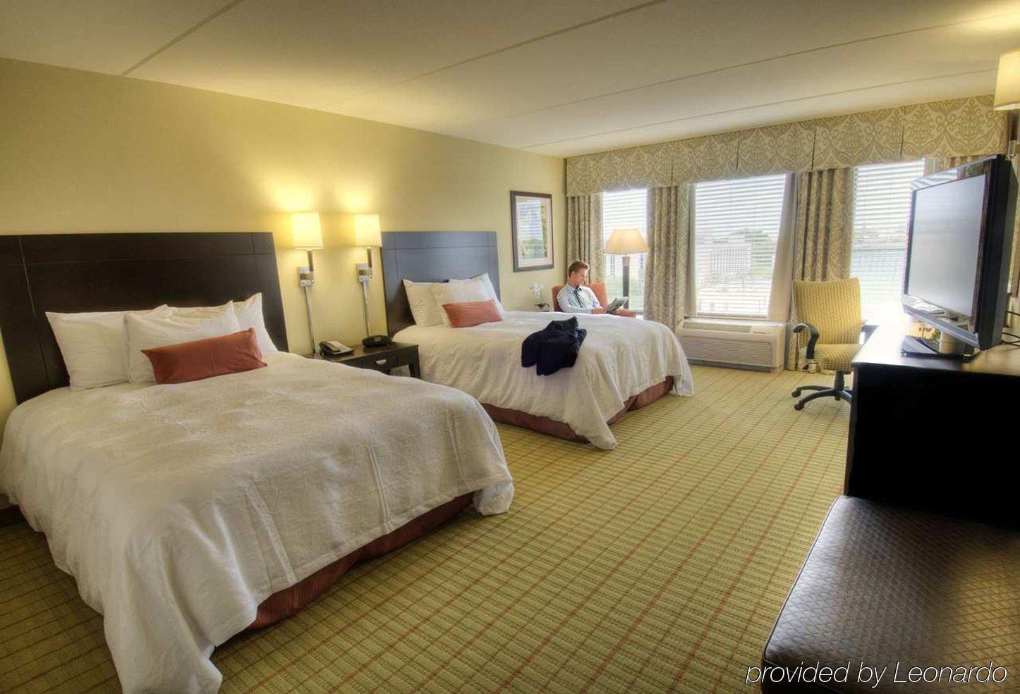 Hampton & Downtown Hotel Gainesville