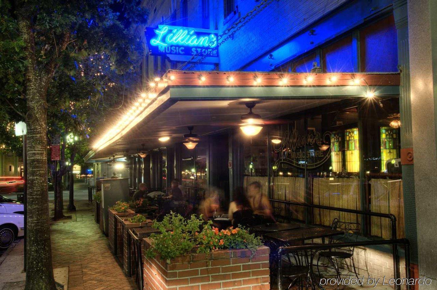 Hotel Hampton & Downtown Gainesville