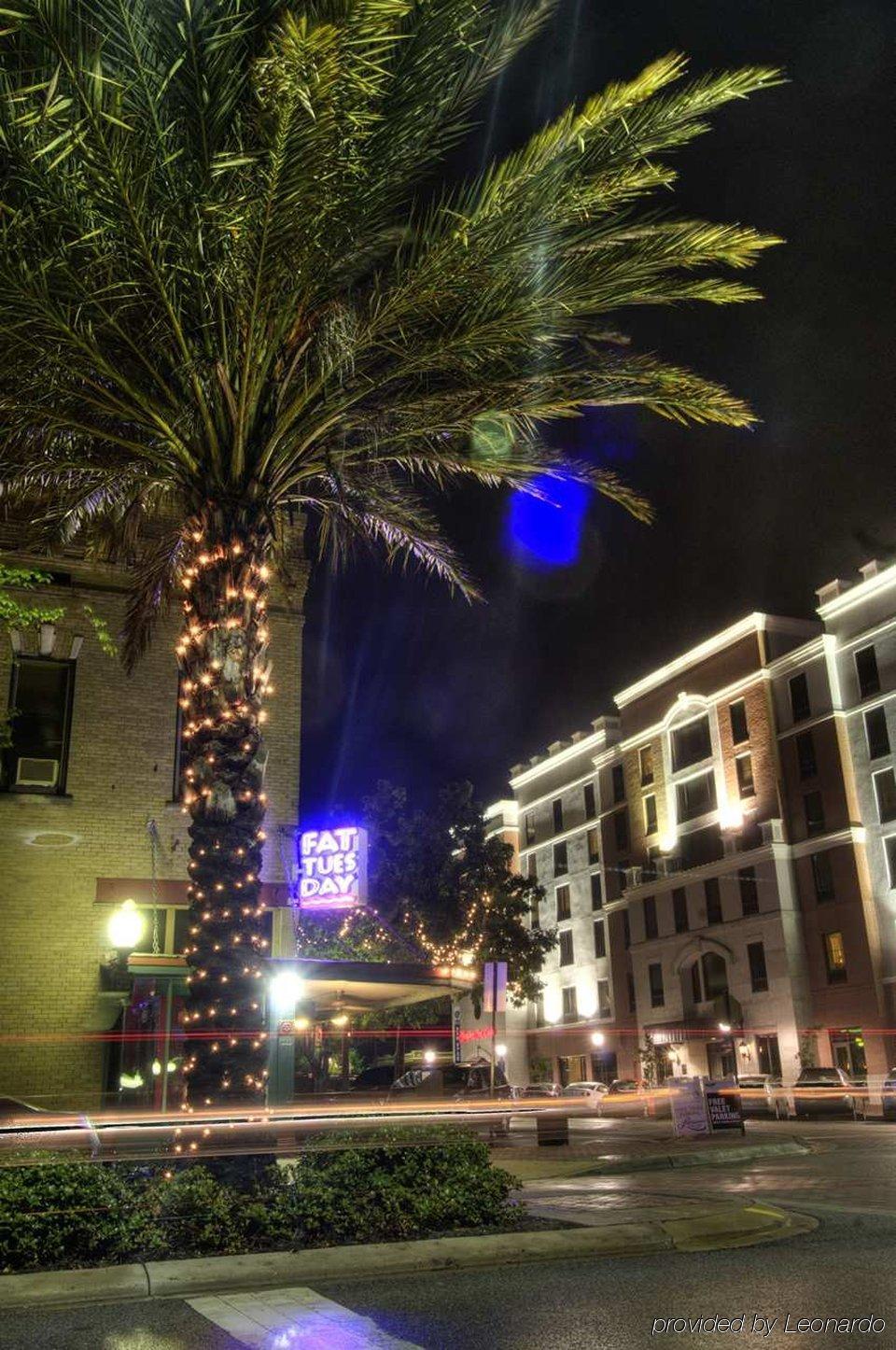 Hampton & Downtown Hotel