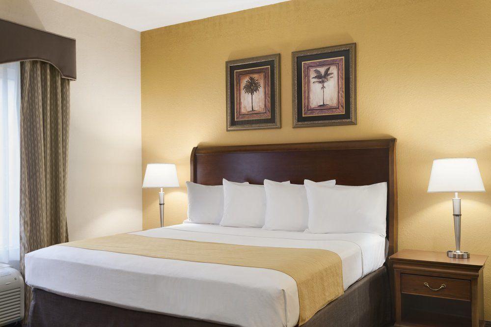 Hotel Country & By Radisson, Gainesville, Fl 3*