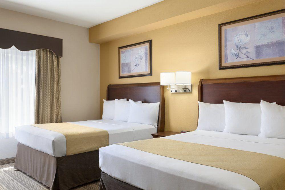 Country & By Radisson, Gainesville, Fl