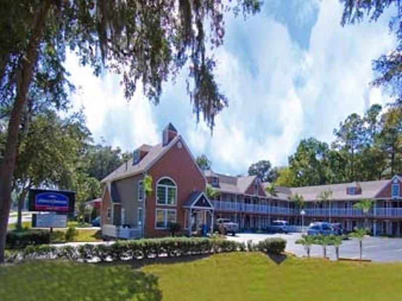 Hotel Gatortown 3*