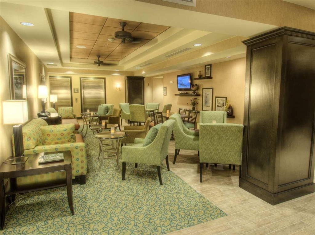 Hotel Hampton & Downtown Gainesville