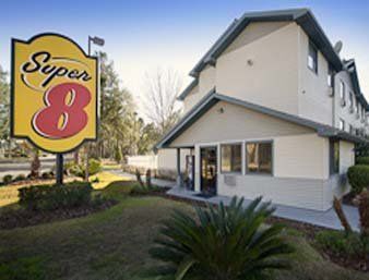 Super-8-gainesville-i-75-hospital-university-area