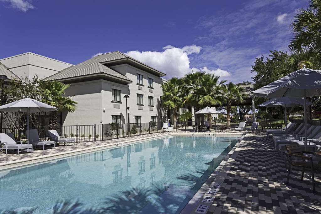 Doubletree By Hilton Hotel Gainesville