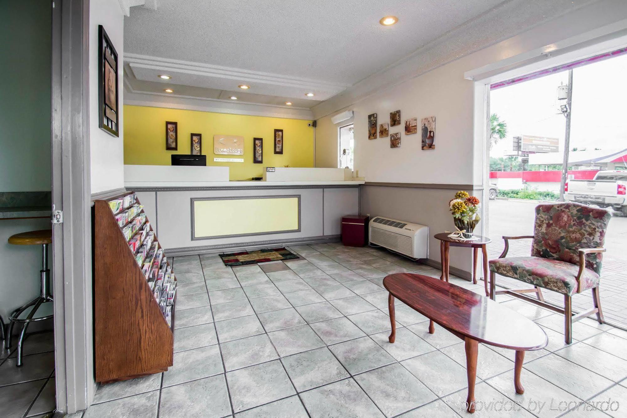 Motel Americas Value - Gainesville