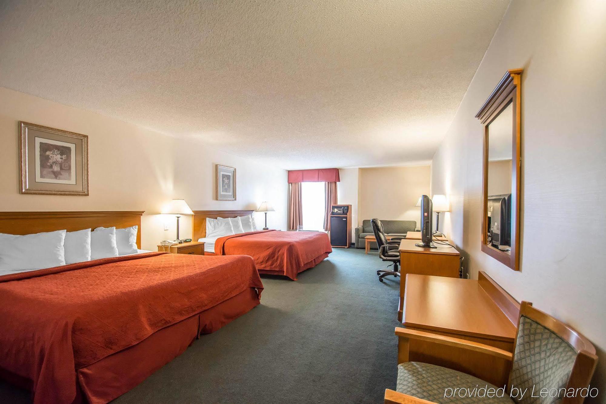 Quality I-75 Inn 2*