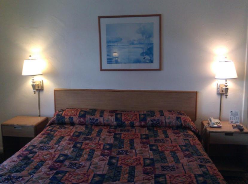 America's Value - Motel