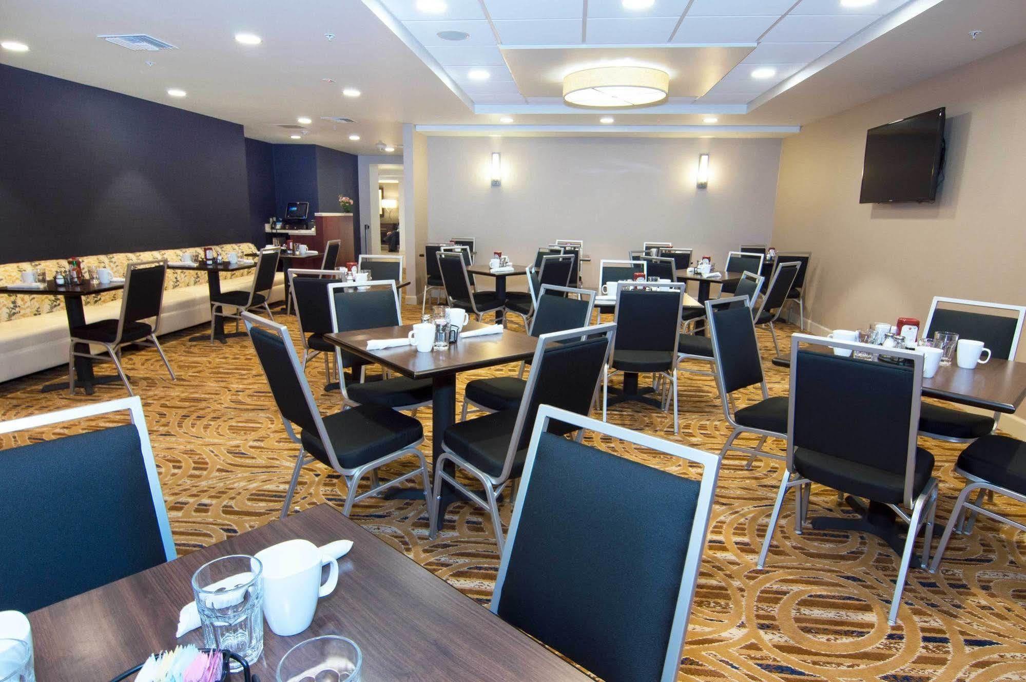 Gainesville-university Center By Ihg Hotel