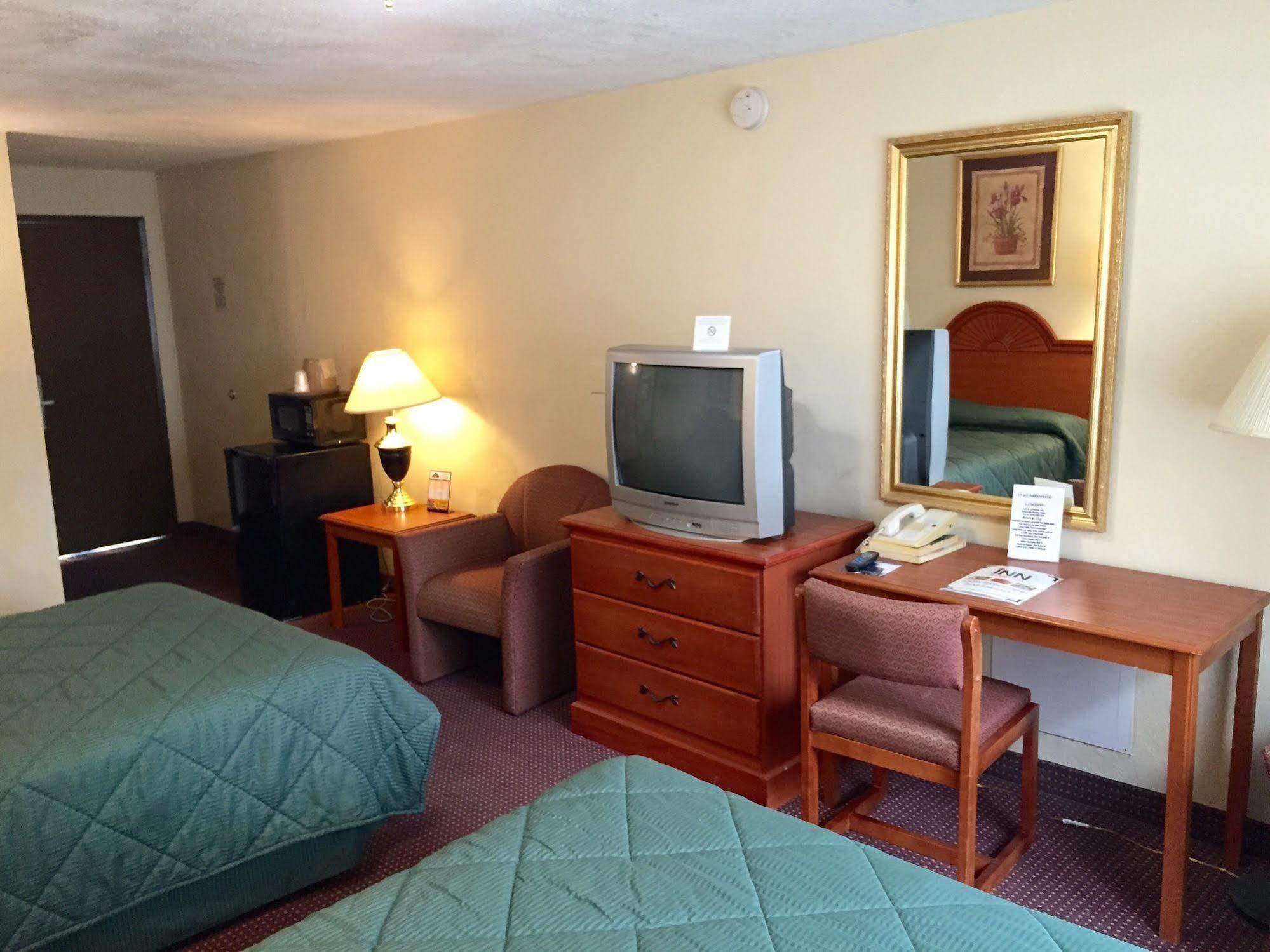 Gainesville Lodge 2*