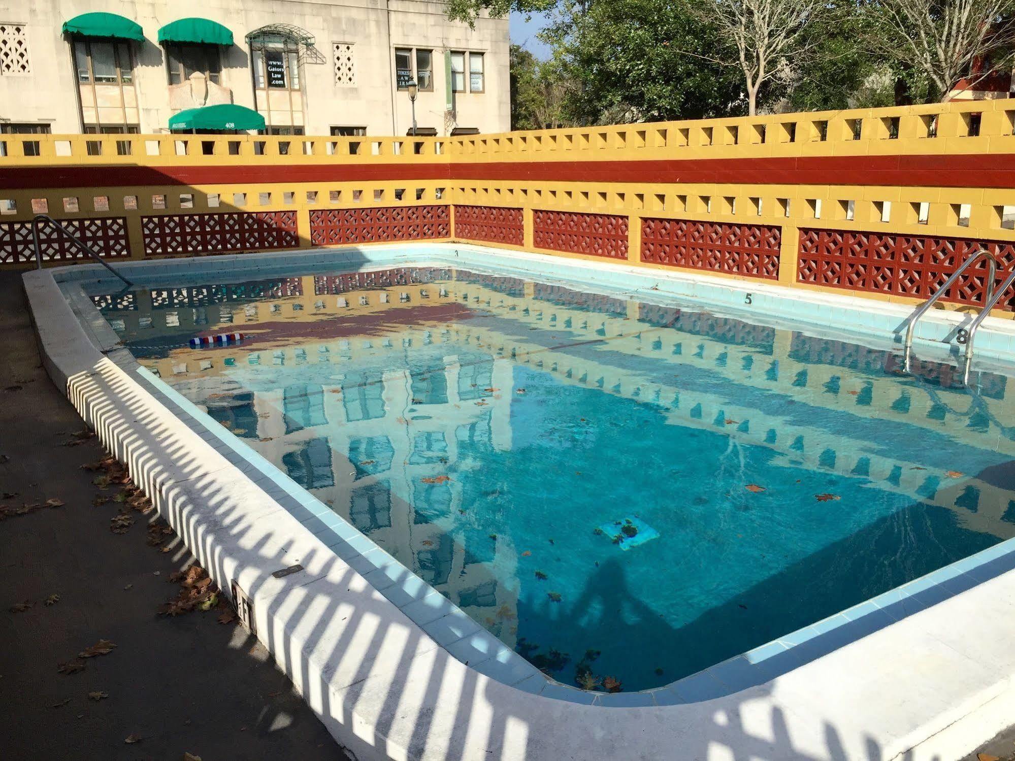 Gainesville Lodge 2*
