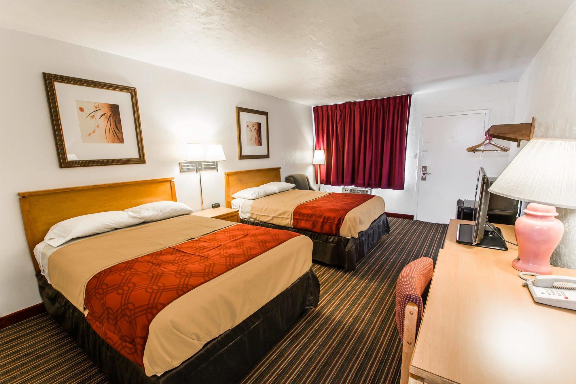 Motel Econo 2*