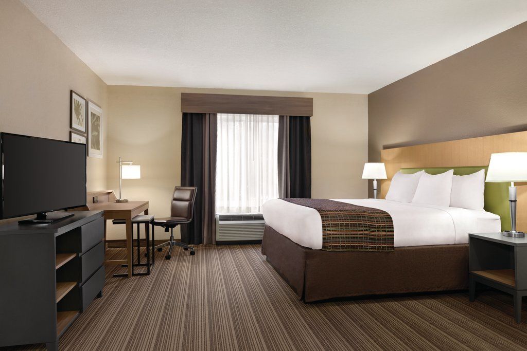 Hotel Country & By Radisson, Gainesville, Fl