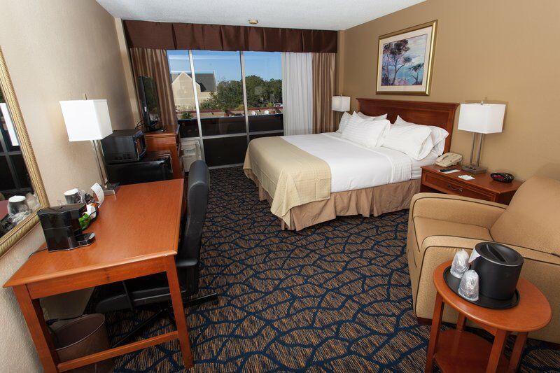 Gainesville-university Center By Ihg Hotel Gainesville