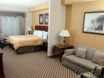Country & By Radisson, Gainesville, Fl Hotel