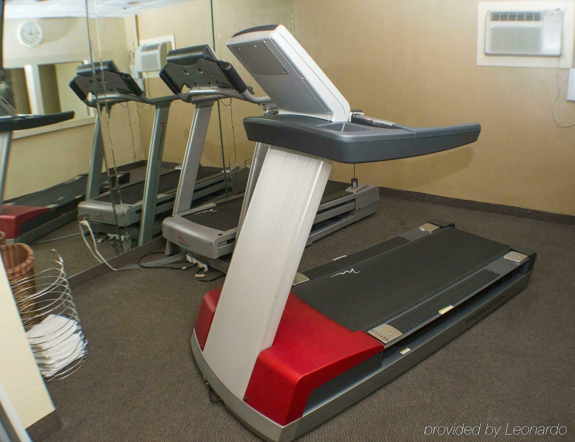 Hotel Gainesville-university Center By Ihg 3*