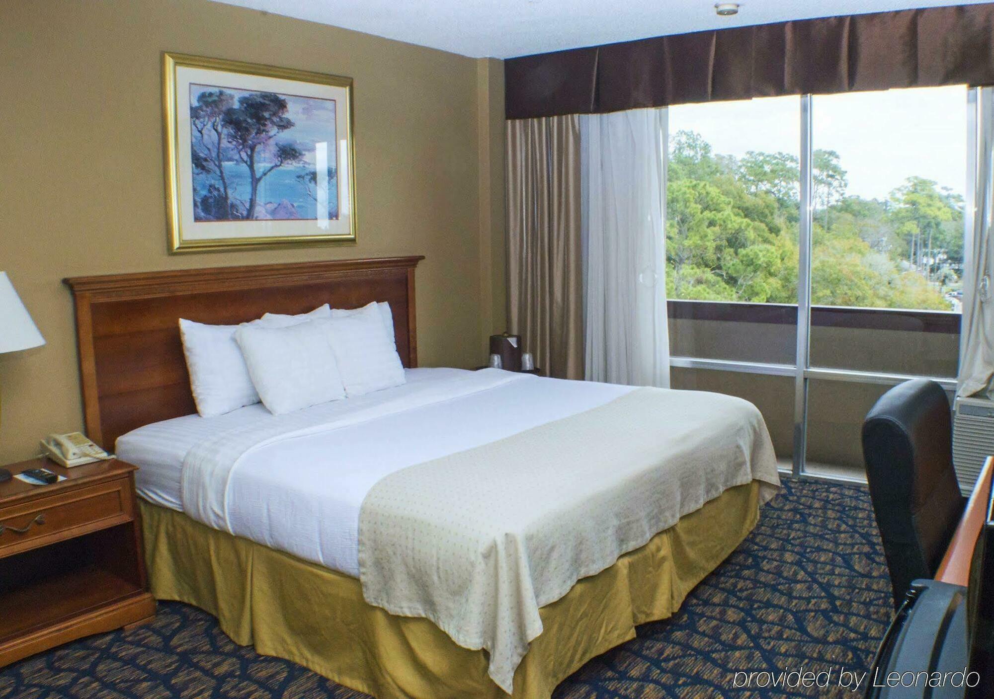 Gainesville-university Center By Ihg Hotel