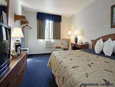 Super-8-gainesville-i-75-hospital-university-area 2*