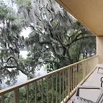 Stayable Select Gainesville