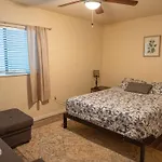 Cute Home W/ Massage Chair And Wifi