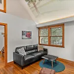 Cozy Townhome Near Uf Campus