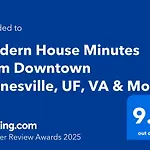 Modern House Minutes From Downtown Gainesville, Uf, Va & More!