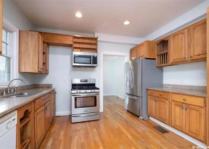 University House - 8 Bedrooms Walk To Uf / Stadium