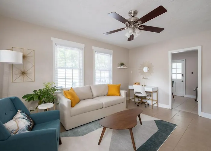 1 Mile To Uf & 5 Min Walk Downtown Pet Friendly