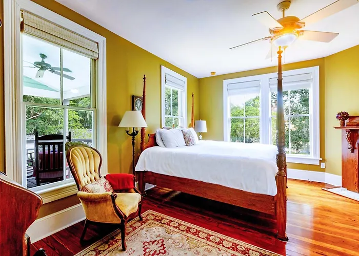 Inspiration Room At Camellia Rose Inn Downtown