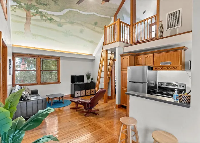 Cozy Townhome Near Uf Campus