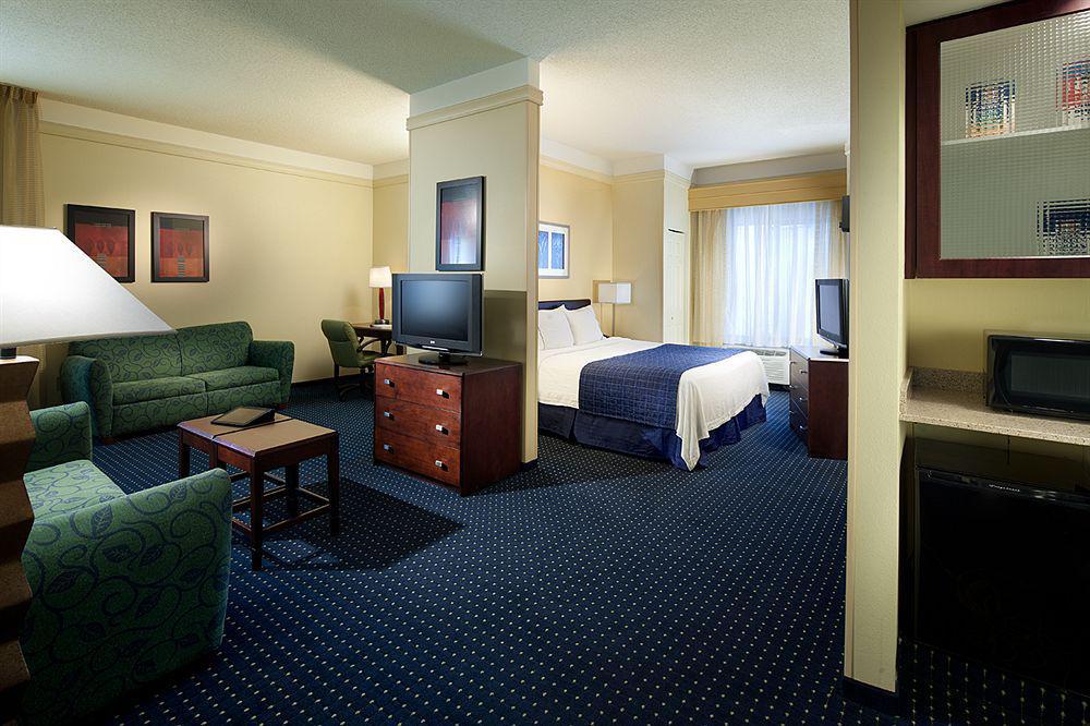 Springhill Hotel 3*