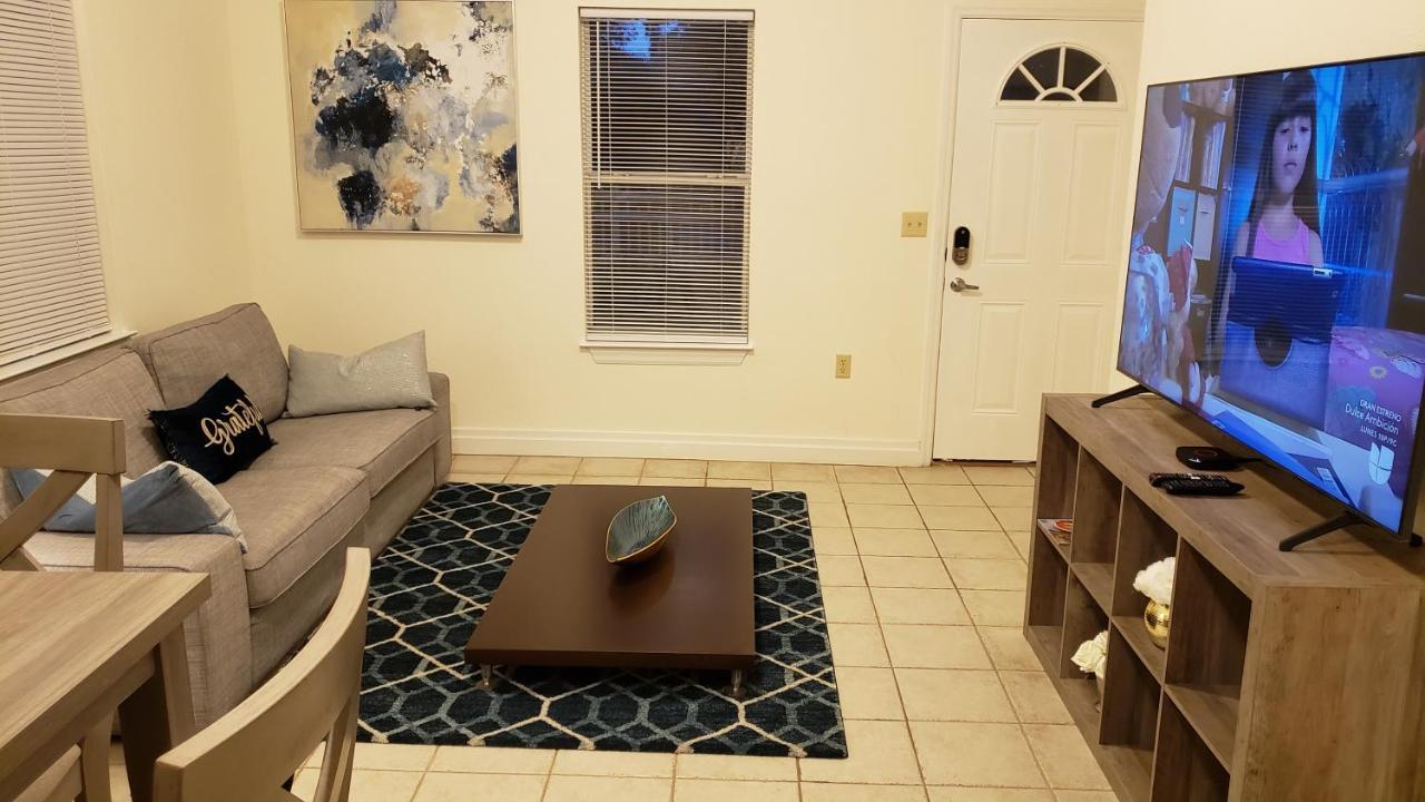 Modern House Minutes From Downtown Gainesville, Uf, Va & More! Casa de férias