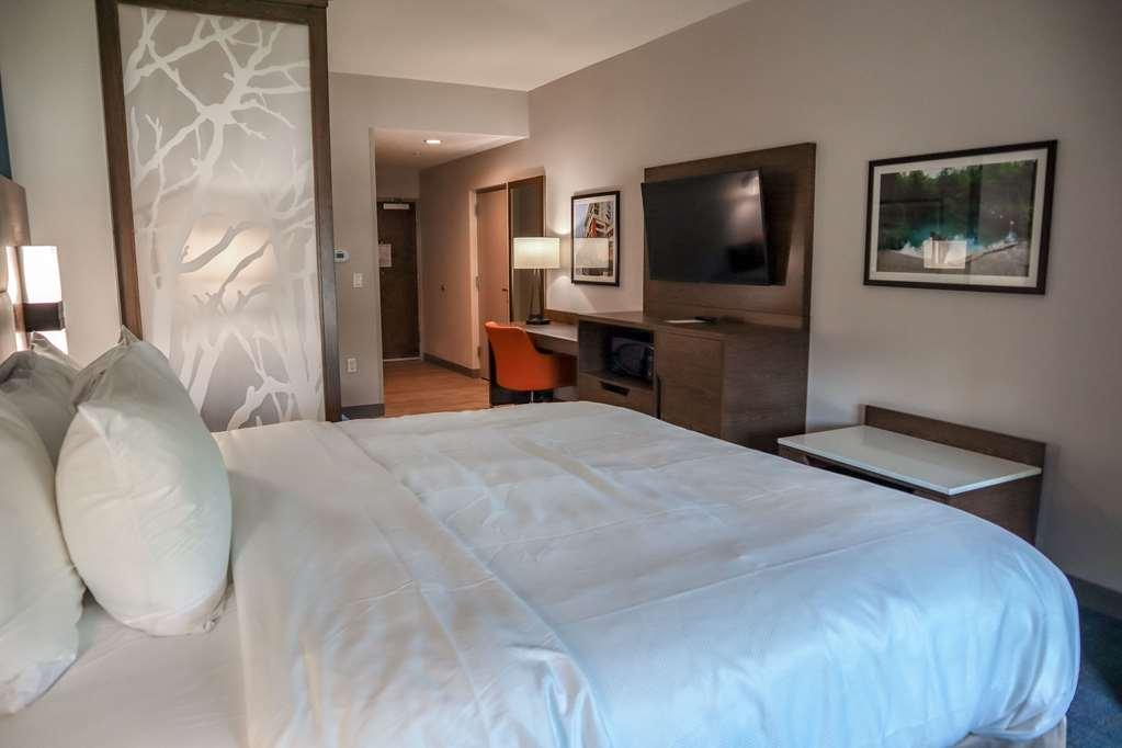 Hotel Comfort Near