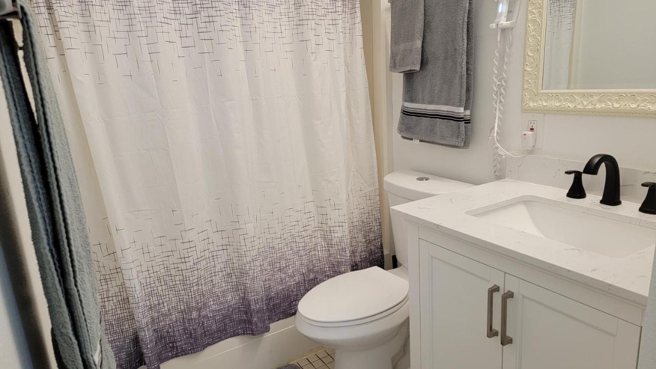Comfy & Convenient 1br Near Oaks Mall & Medical Center Fast Wifi Gainesville