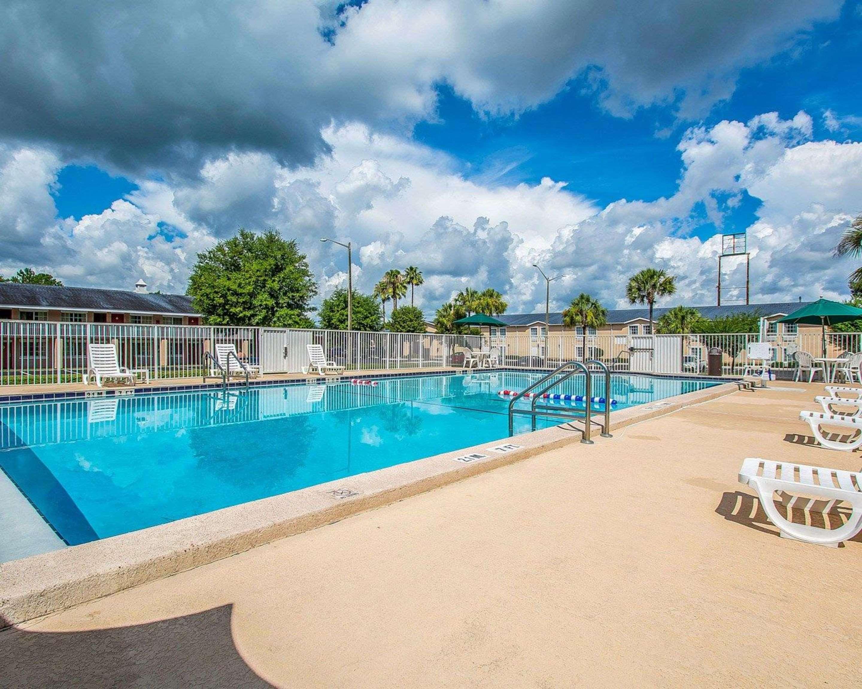Inn Rodeway - Area Gainesville