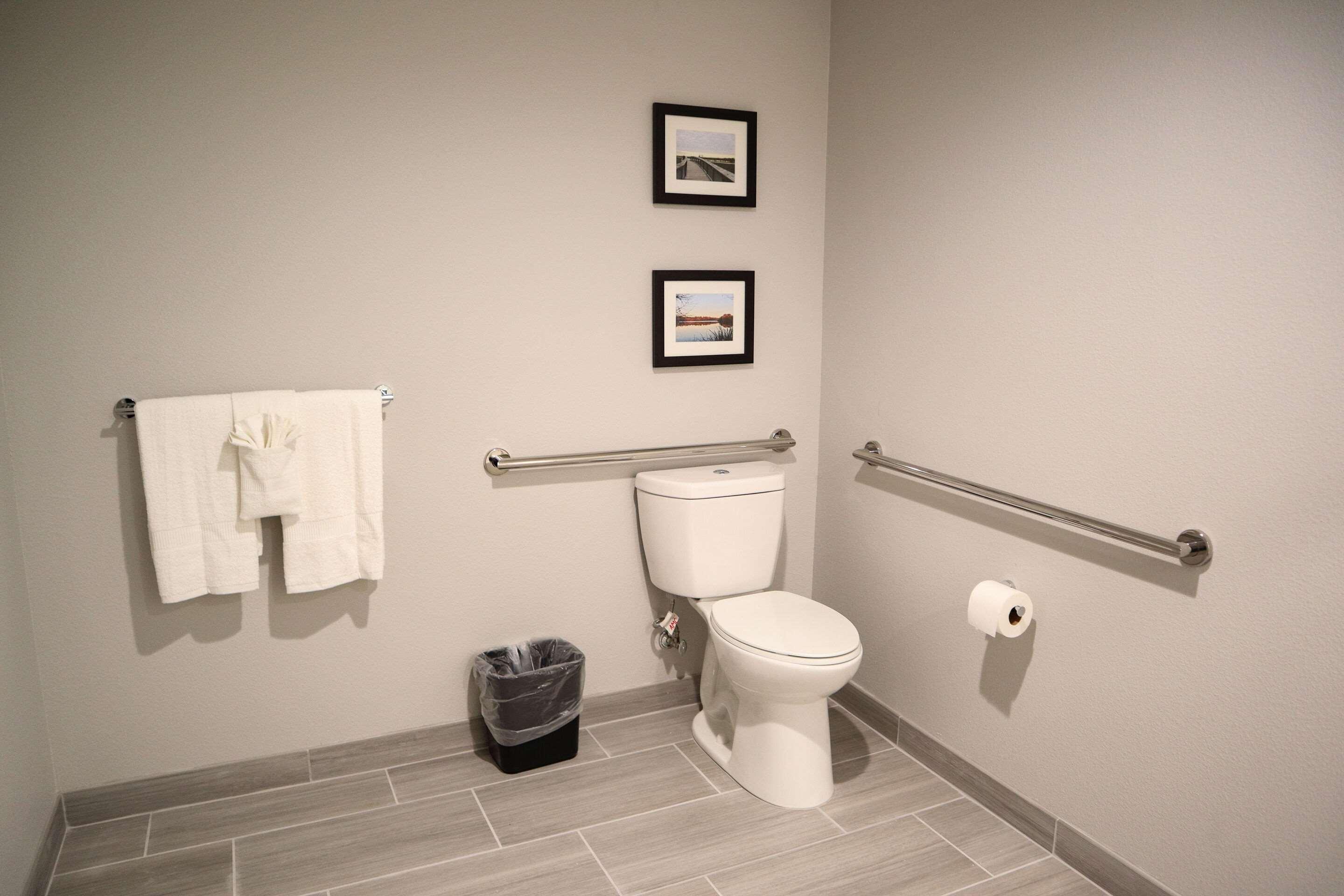 Comfort Near 3* Gainesville