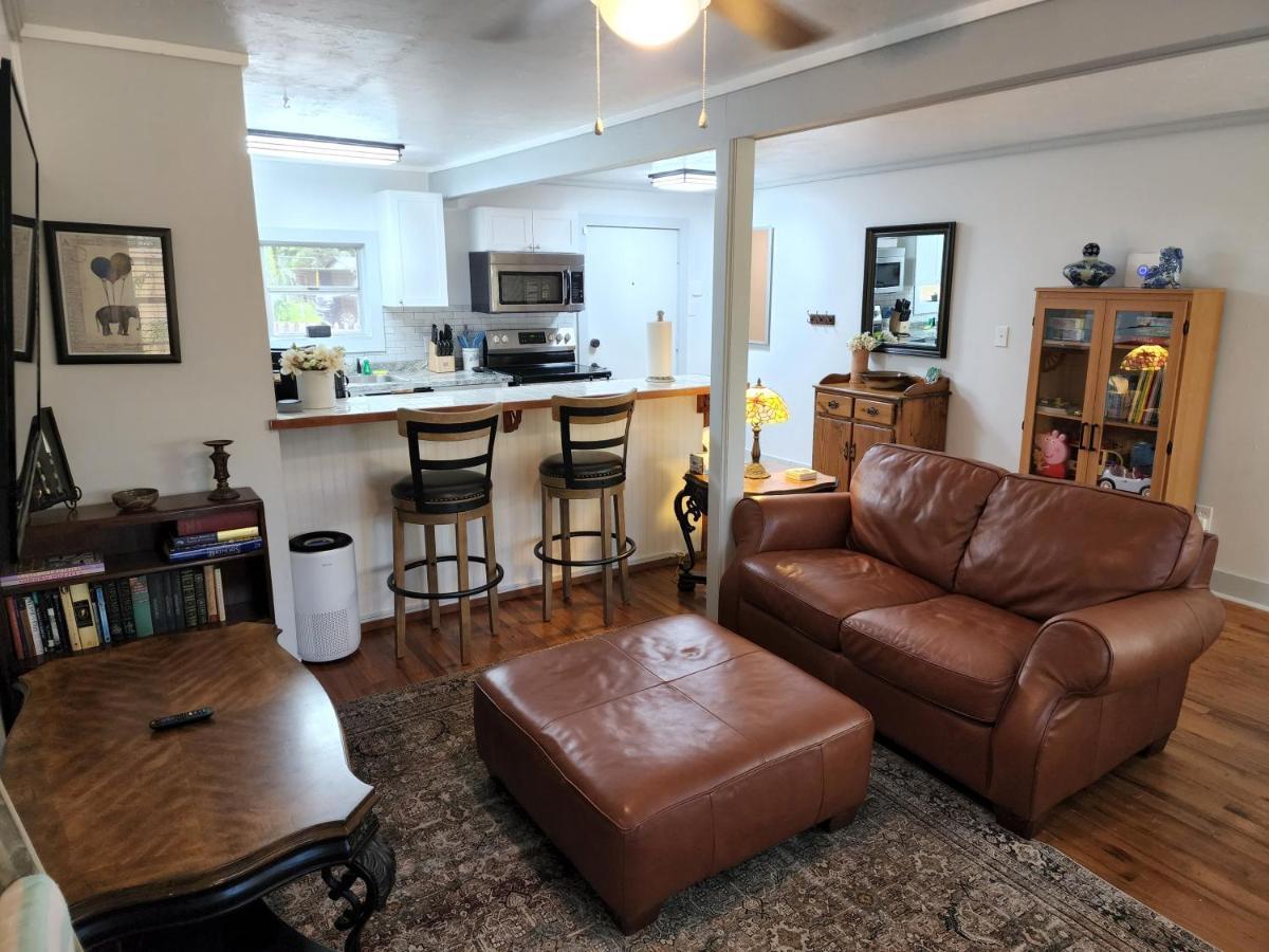 Apartment Cozy Hideaway In The Duck Pond Area Of Gainesville