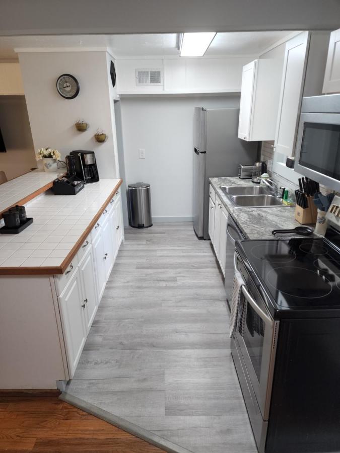 Apartment Cozy Hideaway In The Duck Pond Area Of