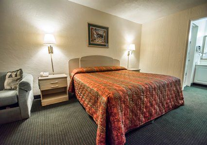 Rodeway - Area Inn Gainesville